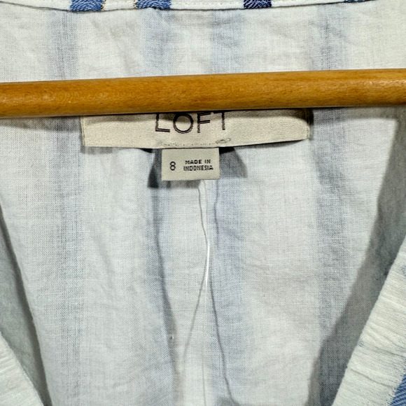 Loft NWT Striped Button Flare Dress Women’s Size 8 Blue Vertical Stripe - Picture 4 of 6